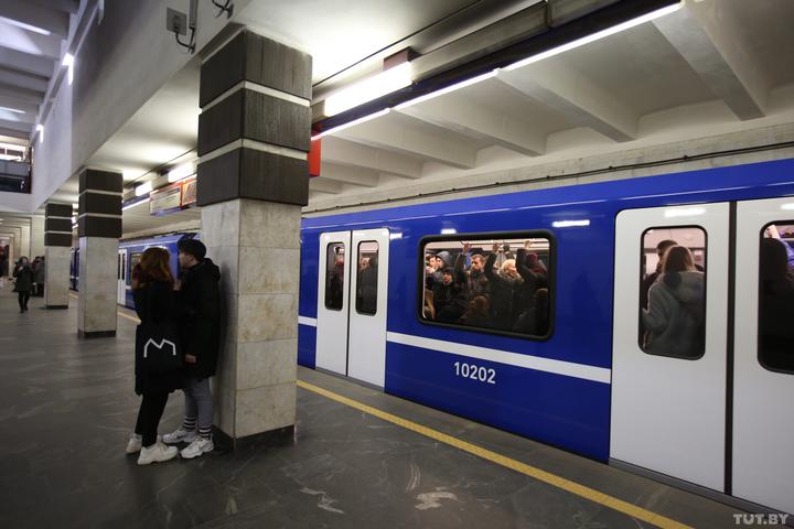 13_poezd_shtadler_obkatka_metro_20200204_zamirovskiy.jpg