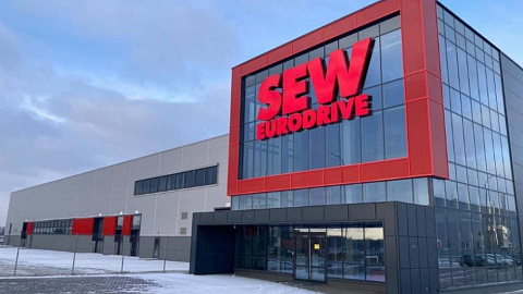 В СЭЗ "Минск" введен в эксплуатацию новый инновационный завод SEW EURODRIVE