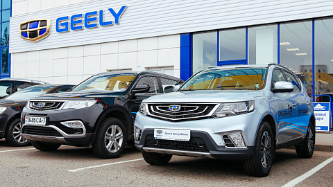Гендиректор Geely похвастался новым электромобилем