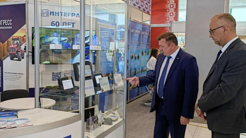 Глава администрации СЭЗ «Минск» посетил международную специализированную выставку «Белагро-2023»