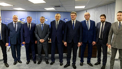 Губернатор Ленинградской области посетил СЭЗ "Минск"
